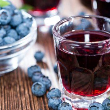 čučoriedkový likér